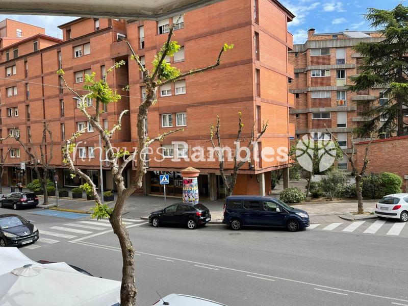 Foto c60e2607-8f6a-4738-aa0e-4ee0fba10e21. Location bureau avec chauffage dans Poble Sec Igualada