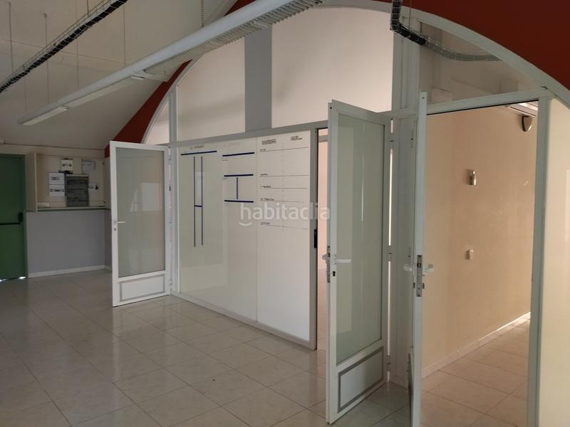 Foto e4aff388-b21a-4fba-a8d4-46688f3071a4. Location bureau avec parking dans Ponent - Set Camins Igualada