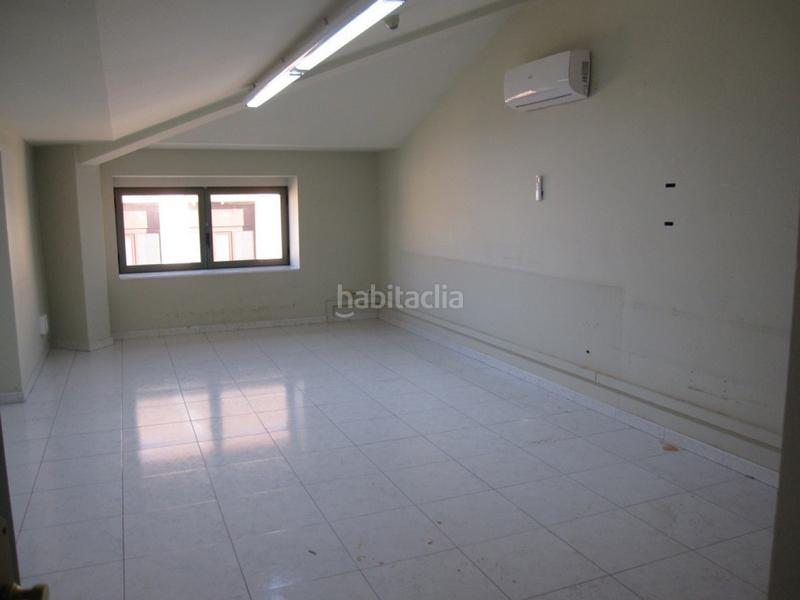 Foto feb3e7fb-a951-42af-87aa-e9a4c4441e95. Miete büro mit parking in Ponent - Set Camins Igualada