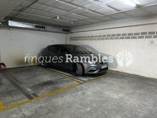 Car parking in Centre. Plaça de pàrquing en venda passeig verdaguer