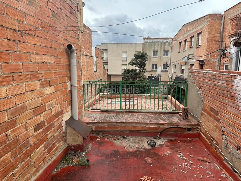 Foto 72629ea6-9c77-4c9d-8b1f-365da607307d. Terreno residencial solar amb petita construcció en Igualada