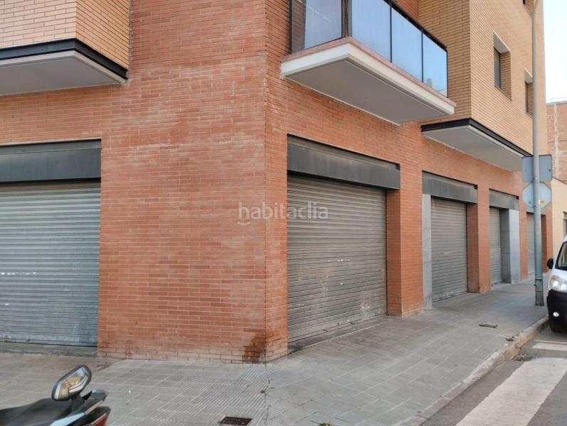 Foto 307f865c-657a-4da1-b510-e412678d6c7f. Alquiler local comercial gran local comercial zona les flors en Igualada