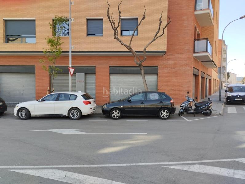Foto c86333d7-1f5f-42a5-abaa-32c482e9dffd. Alquiler local comercial gran local comercial zona les flors en Igualada