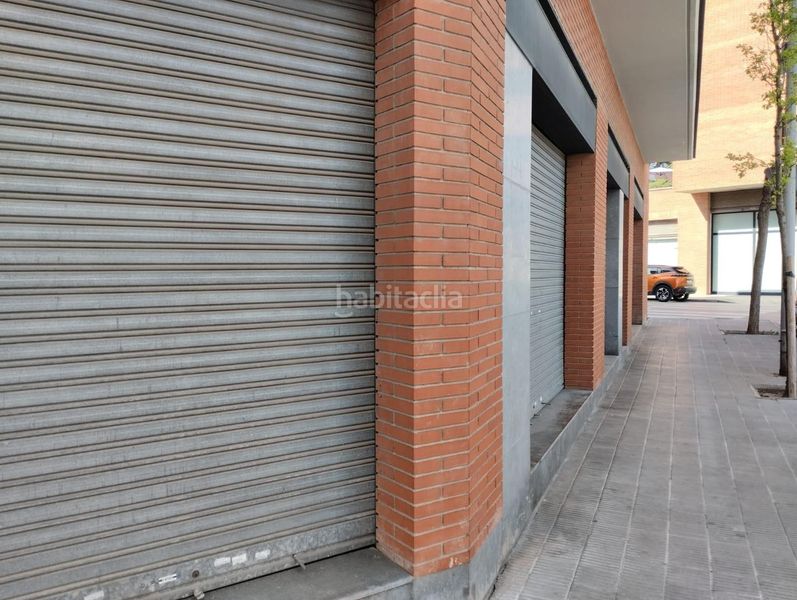 Foto 7f509edb-d3e9-48a4-8a48-1d8beea1b05c. Rent business premise in Llevant Igualada