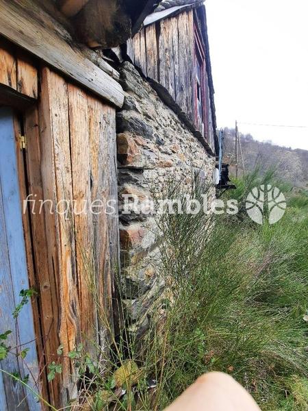 Foto 17f1cc94-78be-4a63-a478-49dd1b99c2a5. Casa amb calefacció a Canejan