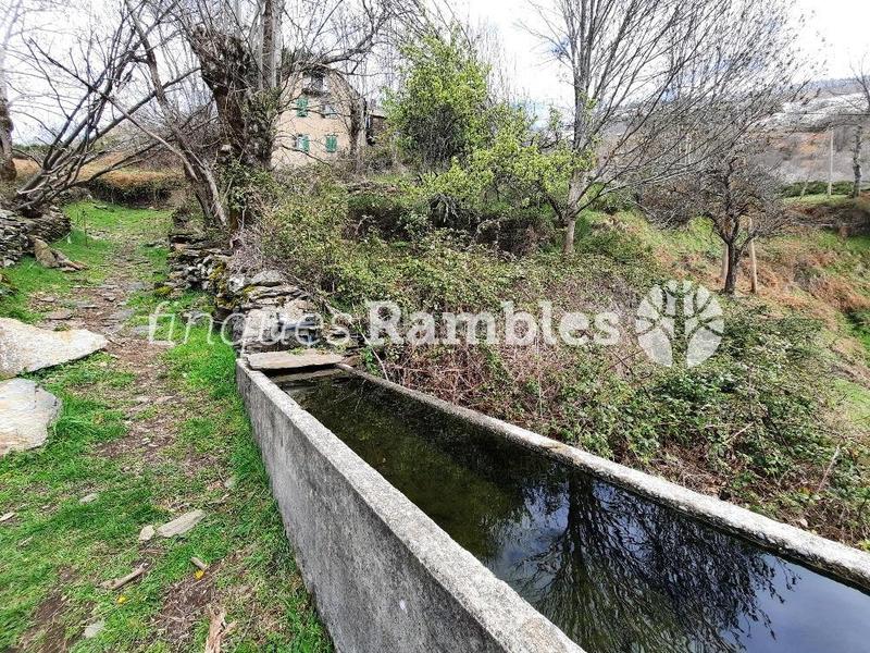 Foto c11ad654-4903-4fbc-aca1-06a35daf57ed. Casa amb calefacció a Canejan