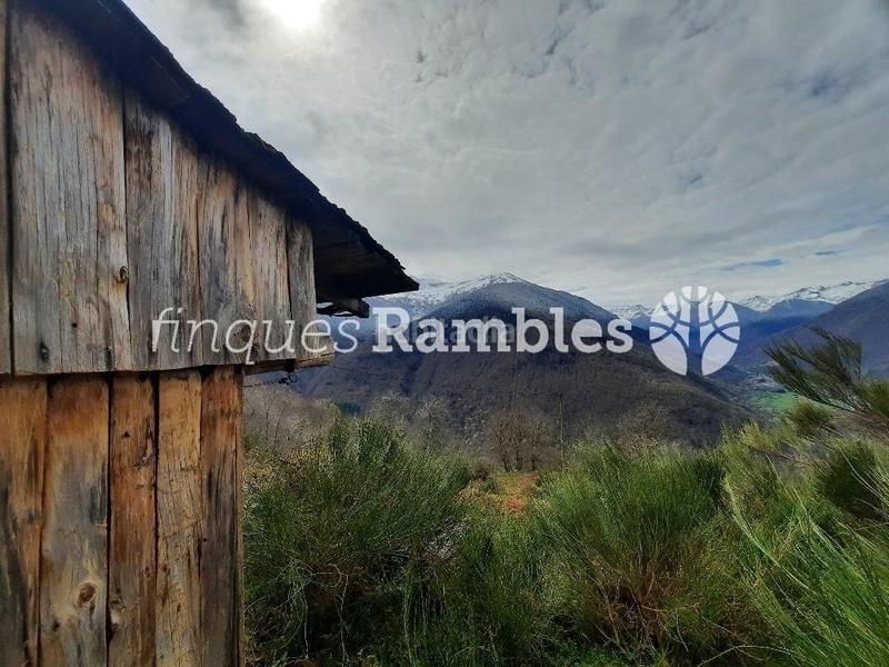 Foto e22dda4a-31ae-442e-93e5-564b6e362da0. Casa amb calefacció a Canejan