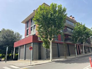 Miete Geschäftsraum in Centre. Excepcional local comercial en ubicació estratègica