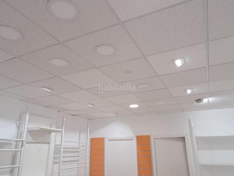 Foto f9350a79-cced-417f-9665-cf3382cb4eb1. Alquiler local comercial  al centre en Vilanova del Camí