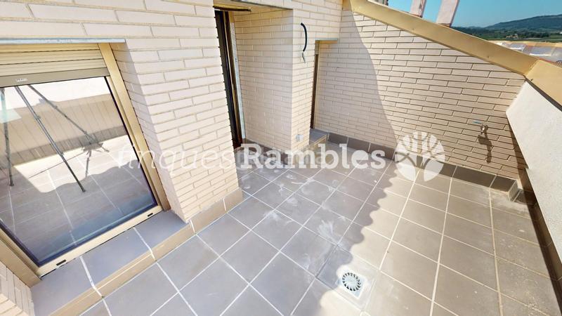 Foto 4c57dc2b-5eb7-4078-9c5d-5fdfa04b5401. Dúplex duplex para estrenar en vilanova del cami en Vilanova del Camí