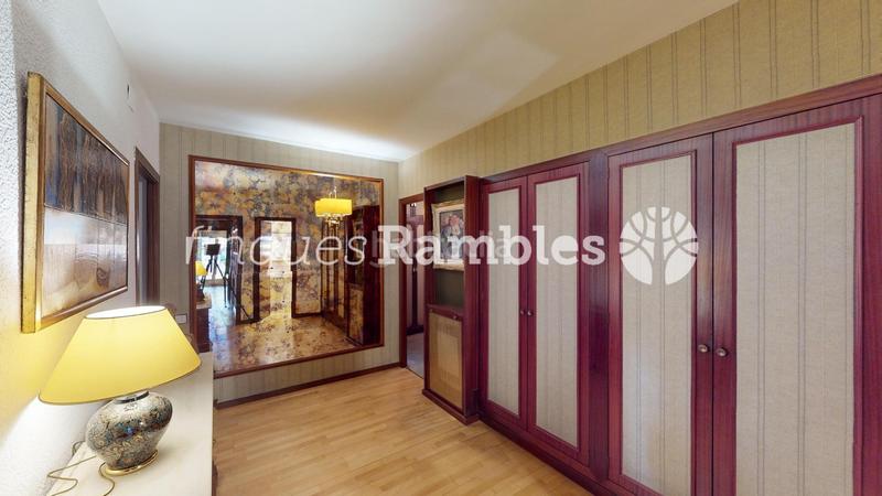 Foto 3f2e2951-1946-4f5b-a7b6-f0bbba42a66f. Etagenwohnung mit heizung parking in Poble Sec Igualada