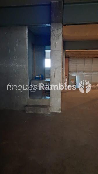 Foto e3dc5b89-62e1-4328-b8c5-66a17503d547. Edificio solar amb edifici ideal per inversió en construcció en Igualada
