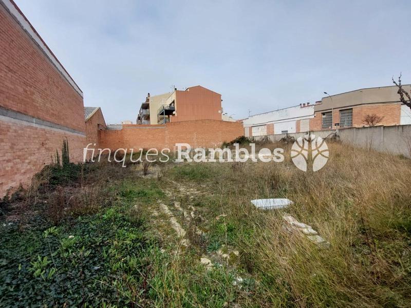 Foto c5f4385c-7928-4017-8eed-c88e03d2d83e. Residential plot in Llevant Igualada