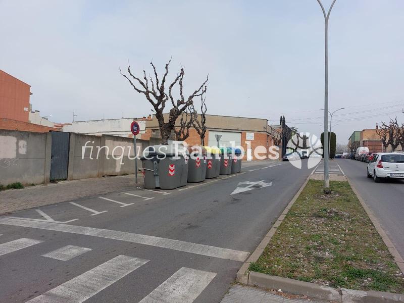 Foto cdfcf5d8-96e7-4c18-8524-cd70a02a84fe. Residential plot in Llevant Igualada