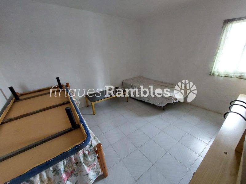 Foto ec8fc4a4-5175-4485-bf42-6f1464936925. Casa amb aparcament a Argençola