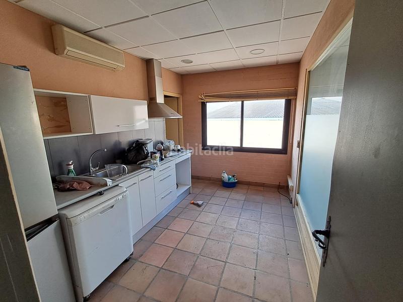 Foto 17312bee-3fb3-4fc2-b8ed-eb9d7b905d96. Capannone industriale in Polígon Industrial Igualada