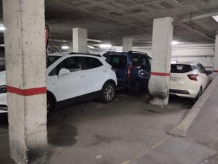 Car parking in Poble Sec. Parquing a lavinguda barcelona digualada