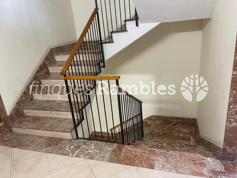 Foto 03fddbbb-b724-460a-afd0-82edf258925f. Pis amb calefacció aparcament a Centre Igualada