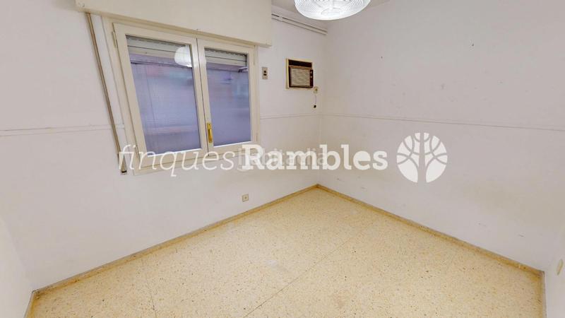 Foto 611f5a0e-b1d7-43c2-8e00-7f5e04749b41. Pis amb calefacció aparcament a Centre Igualada