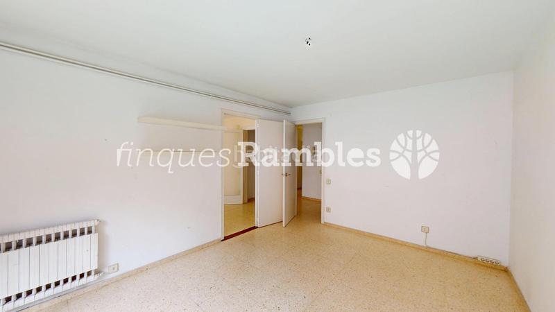 Foto a6880d64-ca06-42af-b7cc-2e9f0c6c38cb. Pis amb calefacció aparcament a Centre Igualada