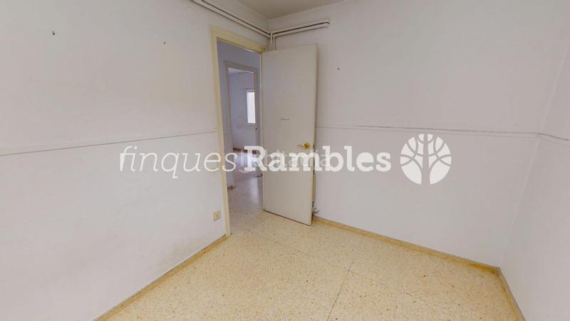 Foto fa9c89b1-106c-4534-bf72-0c023e129b6b. Pis amb calefacció aparcament a Centre Igualada