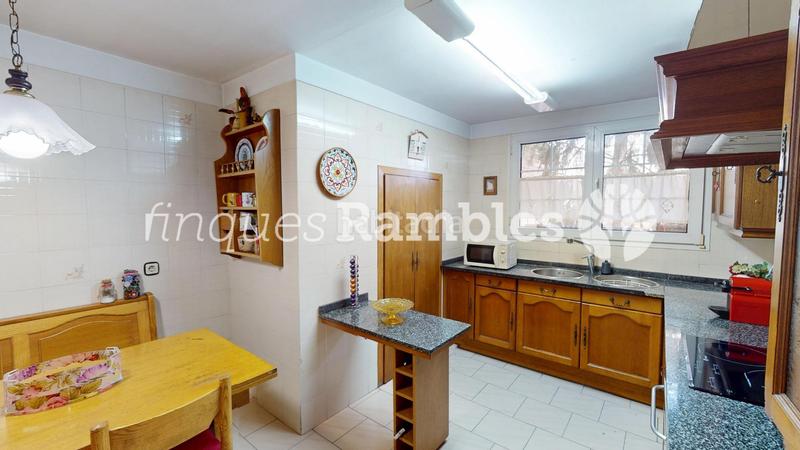 Foto e135a34b-ce48-48eb-aec3-c9bd29b4e920. Maison avec chauffage parking dans Poble Sec Igualada