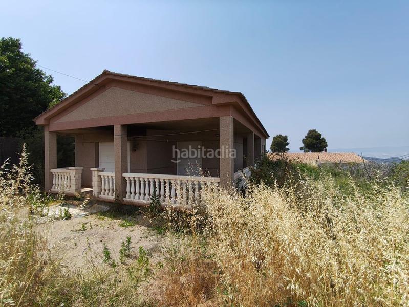 Foto a40f7153-3ba8-4a30-a7df-f0de65afb882. Haus mit parking in Torre de Claramunt (La)