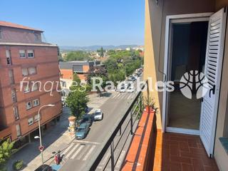 Flat in Poble Sec. Oportunitat pis av. barcelona per entrar a viure!
