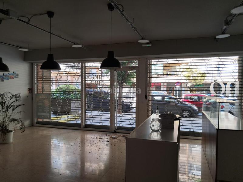 Foto e5ec5b58-23b1-482e-80da-d3cbd2c53ac2. Alquiler local comercial local en alquiler en inmejorable zona en Igualada