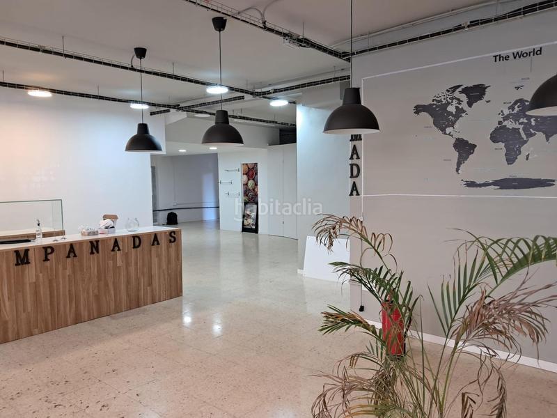 Foto 349a1ab2-476e-4754-97fc-36f346cb5510. Location local commercial dans Poble Sec Igualada