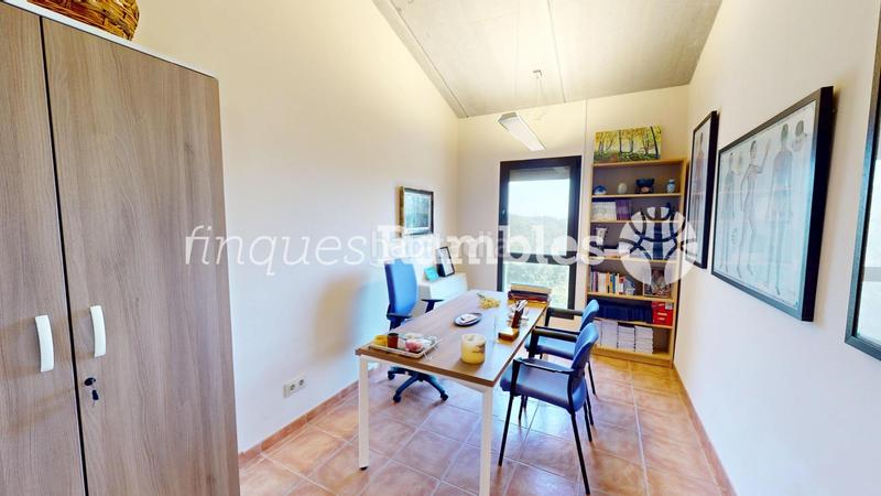 Foto 4444e1ae-3015-4c17-9fbc-553dd28a81ba. Casa finca exclusiva en la garrotxa 46 hectáreas de naturaleza y tranquilidad en Mieres