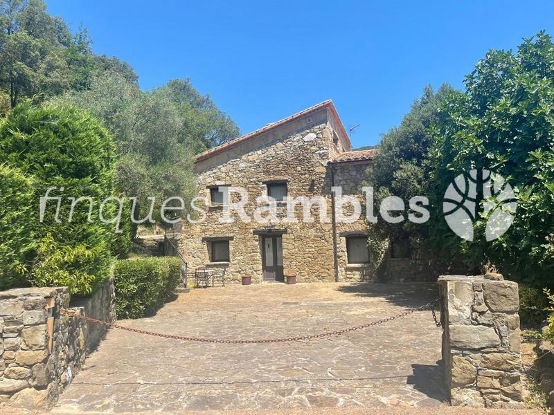Foto 788adb47-2e92-47e3-8ec3-bdabf7940ee5. Casa finca exclusiva en la garrotxa 46 hectáreas de naturaleza y tranquilidad en Mieres