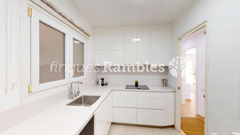 Foto 61de6c30-a128-4f9d-97ed-6d3557133877. Appartement avec chauffage dans Poble Sec Igualada