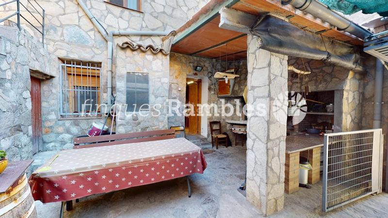 Foto 1bd3fb31-5462-4ec7-a526-8ba6c37548b3. Casa amb calefacció aparcament piscina a Copons