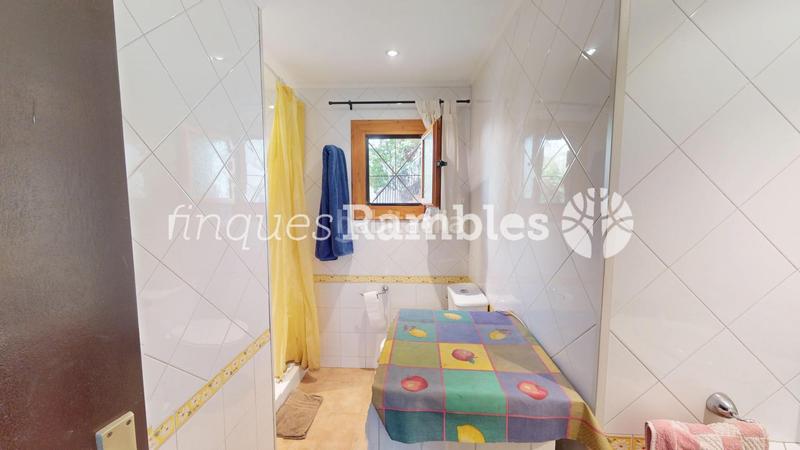 Foto 8ac9d4c1-8649-4c1a-bf20-cea53dfb58f3. Casa amb calefacció aparcament piscina a Copons