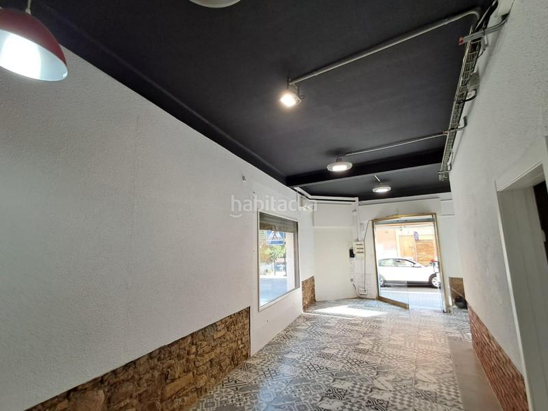 Foto 18184b03-b6e5-4860-926a-6881b98a0544. Alquiler local comercial local en lloguer centre en Igualada