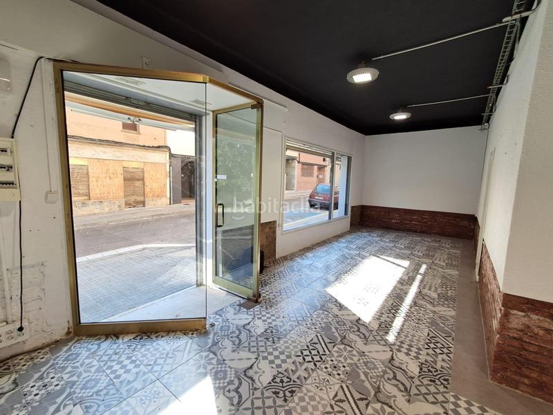 Foto e1776676-6b64-4510-af93-58ddf6d297a2. Alquiler local comercial local en lloguer centre en Igualada