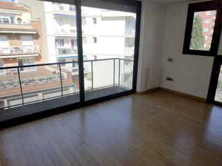 Alquiler Piso en Poble Sec. Piset en lloguer a igualada