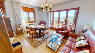 Chalet en Vallbona dAnoia. Casa a cuatro vientos en vallbona de anoia