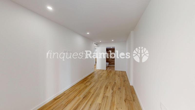 Foto 5b1c197b-4b66-4bf0-b1cb-72c22cb40567. Piso promoció dobra nova a la plaça del rei en Centre Igualada