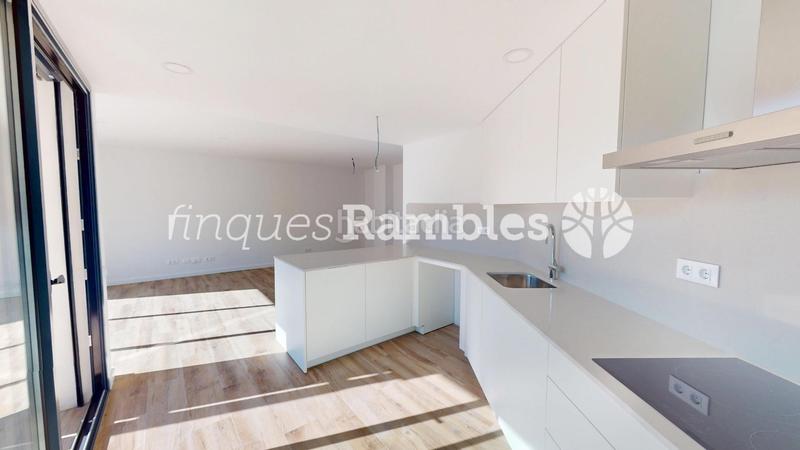 Foto d5d10898-6f70-447b-8686-77d5bf9cbba1. Piso promoció dobra nova a la plaça del rei en Centre Igualada