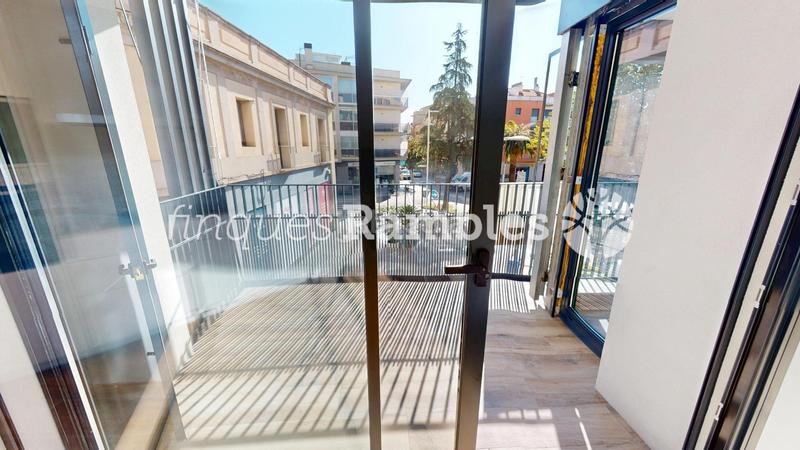 Foto d8f218e9-f853-4a7d-91a3-1df417a792c5. Piso promoció dobra nova a la plaça del rei en Centre Igualada