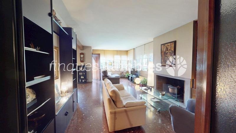 Foto 7f737366-d80a-4e79-a636-84fe326c7998. Casa preciosa torre amb gran jardí i piscina a set camins en Igualada