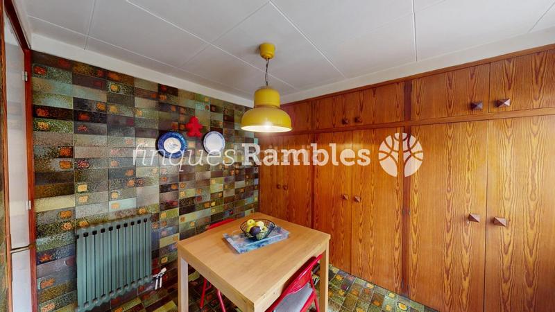 Foto a43055bb-106c-4efc-8cc7-aa4c519697c5. Casa preciosa torre amb gran jardí i piscina a set camins en Igualada