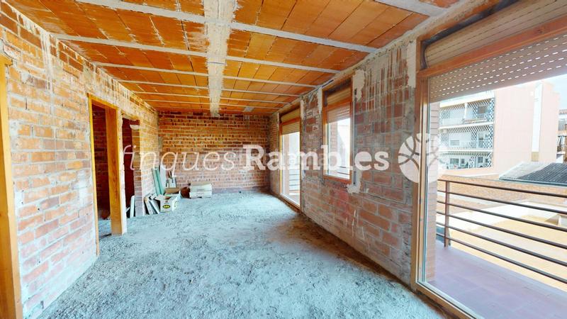 Foto 36536d88-ed4b-4829-855c-6deaf59a0409. Casa amb calefacció aparcament a Ponent - Set Camins Igualada