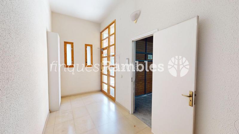 Foto bbf9da30-362e-4206-9748-504c0e9330e6. Casa amb calefacció aparcament a Ponent - Set Camins Igualada