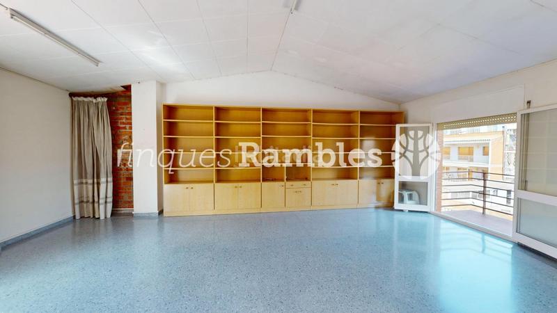 Foto c4adc002-8715-4e97-b498-bc30b2b8a55a. Casa amb calefacció aparcament a Ponent - Set Camins Igualada