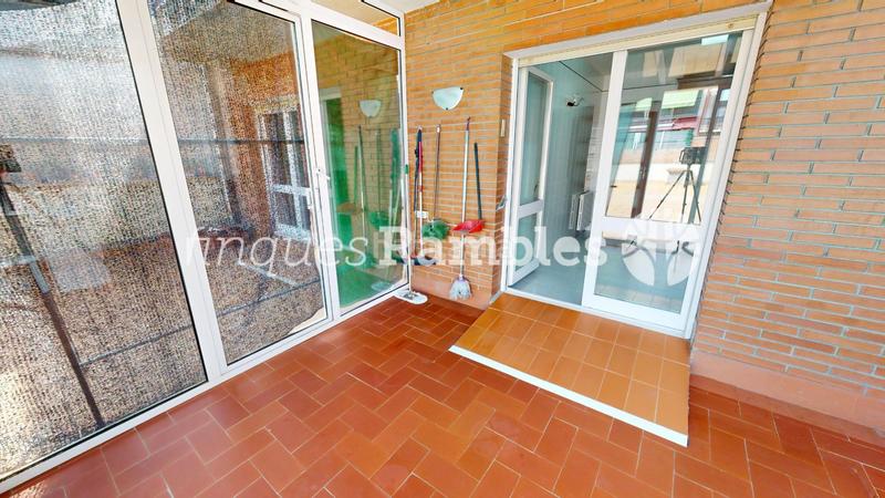 Foto e1e8faa4-23a5-4fad-8ac5-fc2d085b8eb9. Casa amb calefacció aparcament a Ponent - Set Camins Igualada