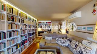 Pis a Poble Sec. Pis reformat zona poble sec