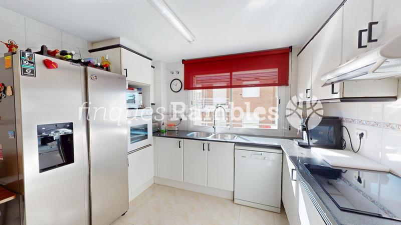 Foto 0635dfd2-26f3-44e3-8f46-707846c922f5. Appartement avec chauffage parking dans Llevant Igualada